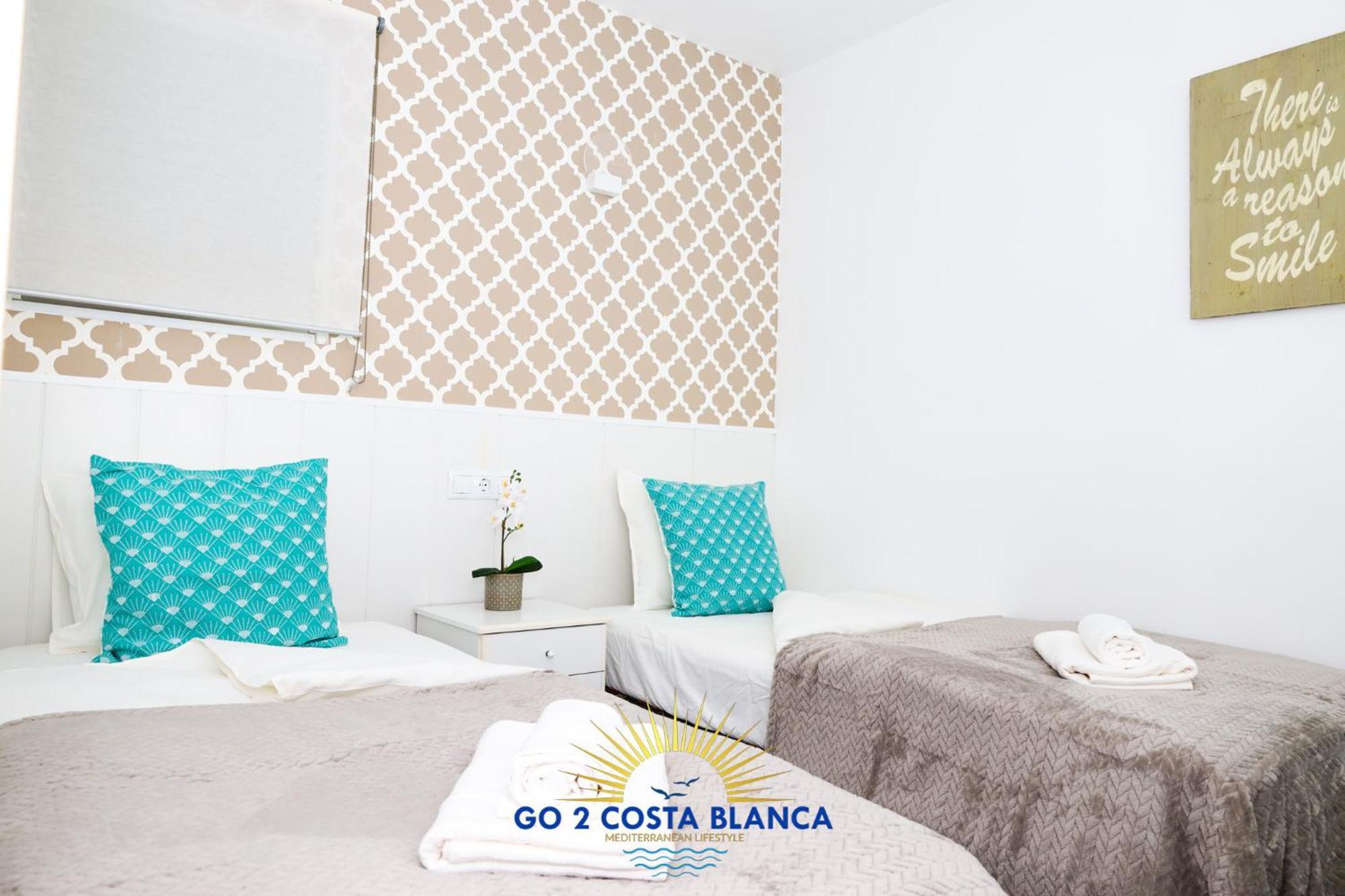Suite On The Beach Μπένιντορμ Εξωτερικό φωτογραφία